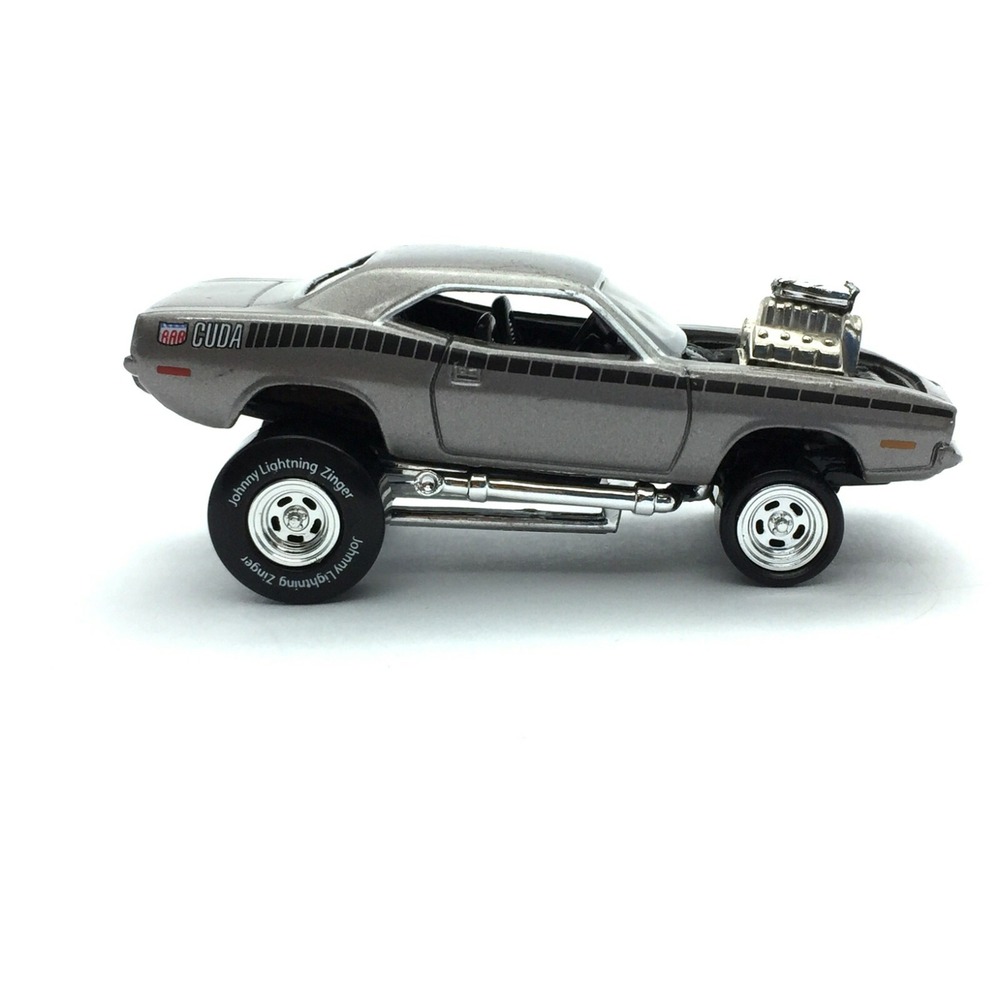 Johnny Lightning Zingers Street Freaks 1970 70 Plymouth AAR Cuda Die Cast 1/64
